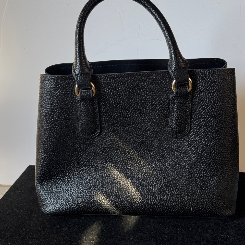 Nanette Lepore black pebbled faux leather tote handbag with a gold chain strap - Picture 6 of 10